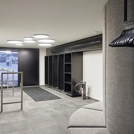 White Pearl By Myalps *