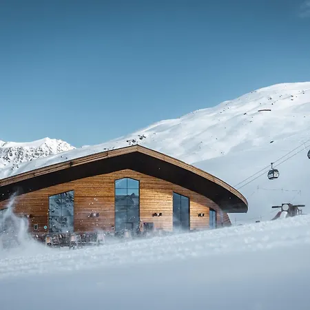 White Pearl By Myalps Chalet Solden